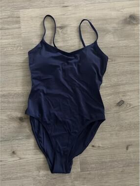 Andie The Amalfi One Piece Swimsuit Navy Blue M Adjustable Straps Scoop Neck